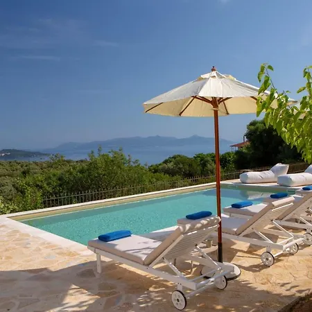 Villa Serene Meganisi - Seaview & Exclusive Pool *